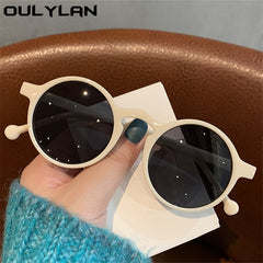 Women's Retro Round 'Cool Frozen' Plastic Sunglasses