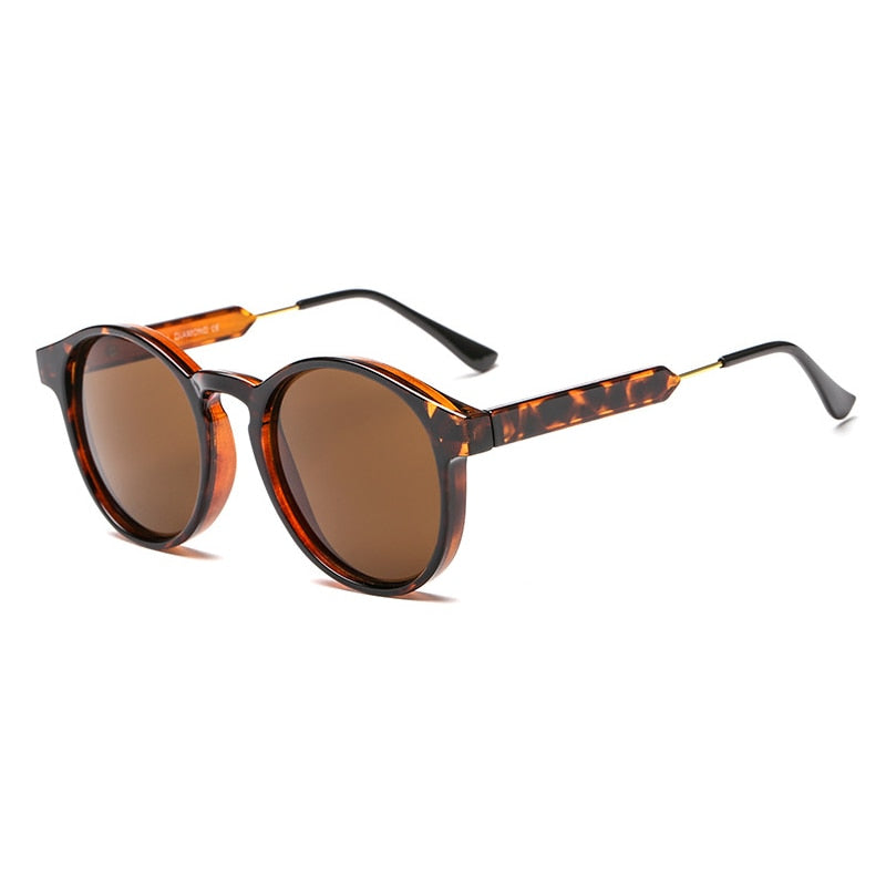 Men's Retro Round 'Hunch Back' Plastic Sunglasses