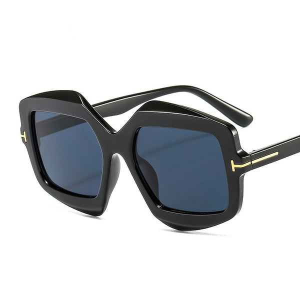 Women's Oversized Shield 'Ms. Peregrine'over Plastic Sunglasses