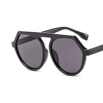 Women's Oversized  Round 'Marian Smile' Plastic Sunglasses