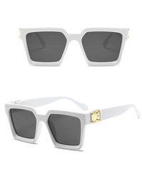 Women's Vintage Square 'Coraline' Plastic Sunglasses