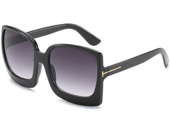 Women's Oversized Square 'Cortney Faith' Plastic Sunglasses