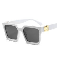 Women's Vintage Square 'Coraline' Plastic Sunglasses