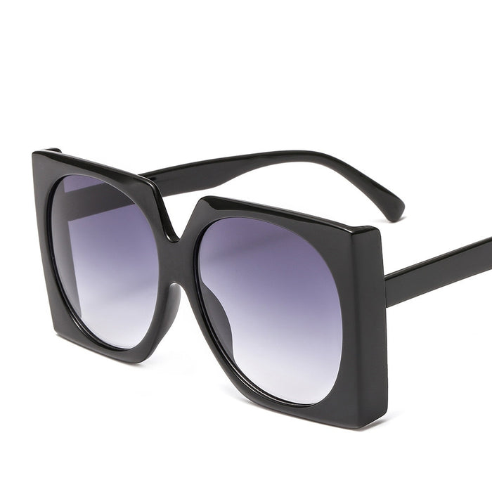 Women's Oversized Square 'Danaya Rise' Plastic Sunglasses