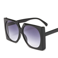 Women's Oversized Square 'Danaya Rise' Plastic Sunglasses