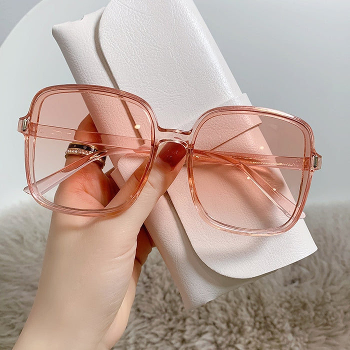 Women's Oversized Square 'Berry White' Plastic Sunglasses