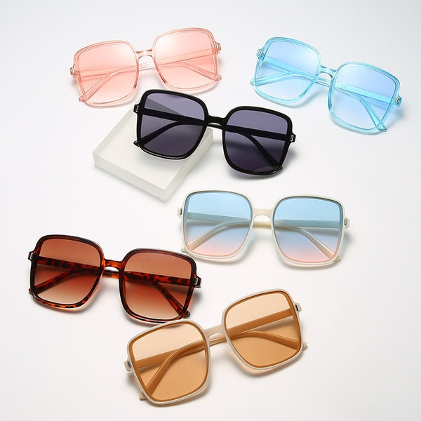 Women's Oversized Square 'Berry White' Plastic Sunglasses