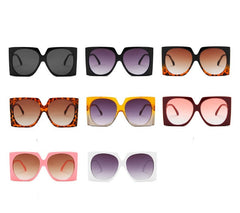 Women's Oversized  Square 'Appeals' Plastic Sunglasses