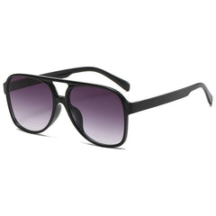 Women's Oversized Round 'Sassy' Plastic Sunglasses