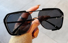 Women's Oversized Square 'Sunny summer' Metal Sunglasses