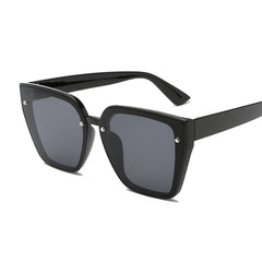 Women's Oversize 'Carefree' Plastic Sunglasses