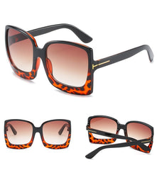 Women's Oversized Square 'Sexy Eyes' Plastic Sunglasses