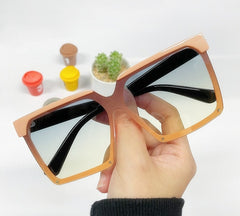 Women's Oversized Square 'Sweet 16' Plastic Sunglasses