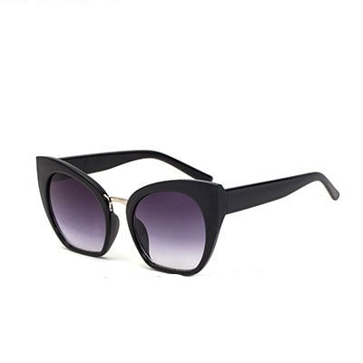 Women's Oversized Cat Eye 'Fun In The Sun' Sunglasses