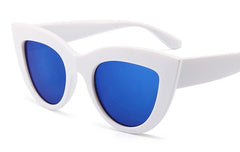 Women's Oversized Cat Eye ' Harper' Plastic Sunglasses