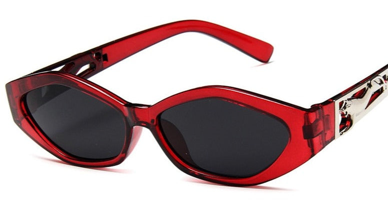 Women's Oval 'Chainse' Plastic Sunglasses