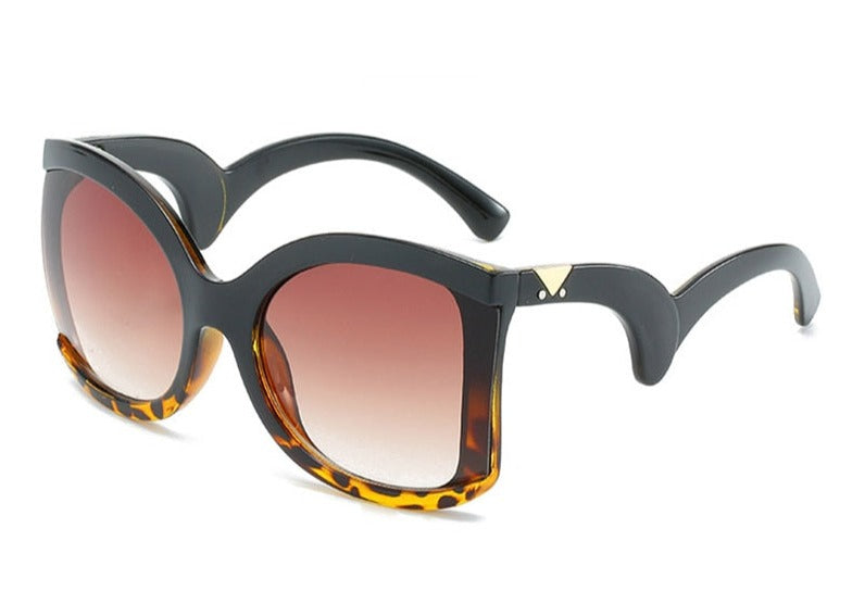 Women's Oversized Square 'Patty' Plastic Sunglasses