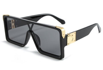 Women's Oversized Square 'Magnolia Shine' Plastic Sunglasses