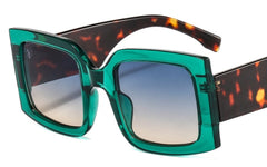 Women's Oversized Square 'Oldie Shine' Plastic Sunglasses