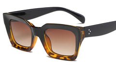 Women's Oversized Square 'Enmity' Plastic Sunglasses