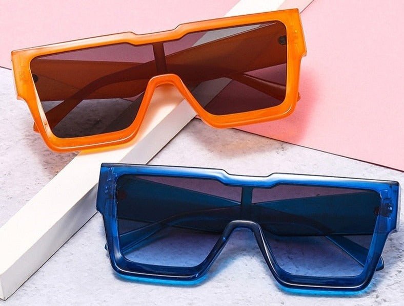 Women's Oversized Square 'Glory ' Plastic Sunglasses