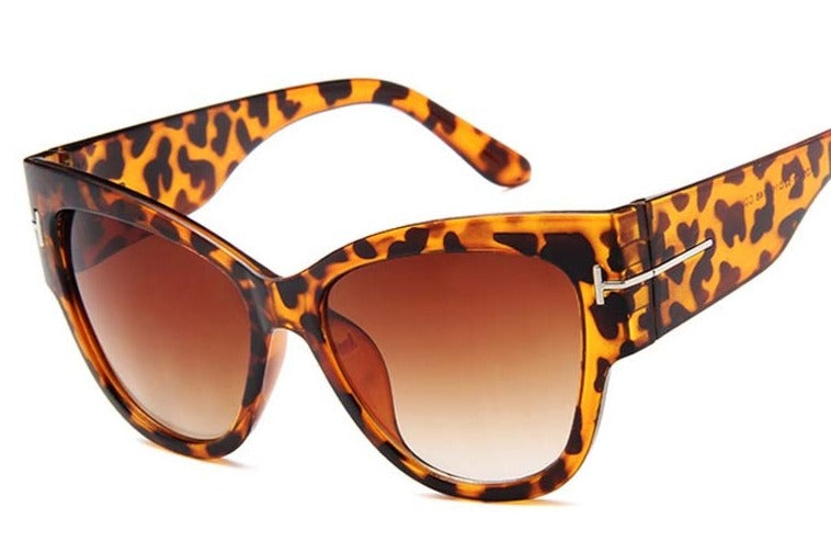 Women's Cat Eye  'Little Snow' Plastic Sunglasses