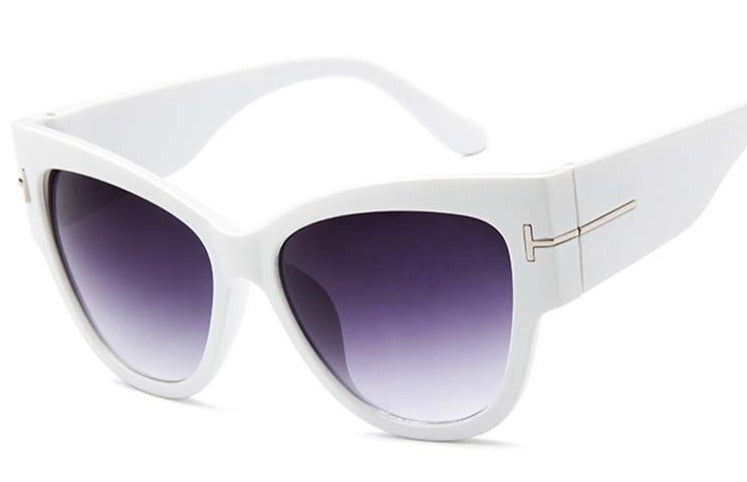 Women's Cat Eye  'Little Snow' Plastic Sunglasses