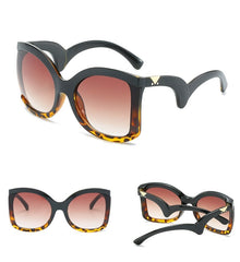 Women's Square 'Fantasy' Oversized Sunglasses