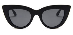 Women's Vintage Cat Eye 'Monina' Plastic Sunglasses