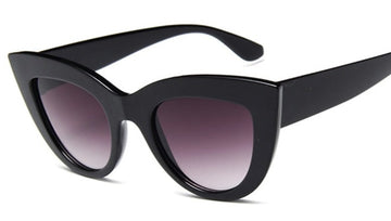 Women's Vintage Cat Eye 'Monina' Plastic Sunglasses