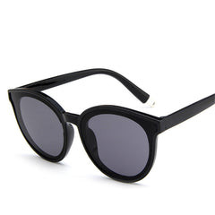 Women's Trendy Oversized  'Fierce' Cat Eye Sunglasses