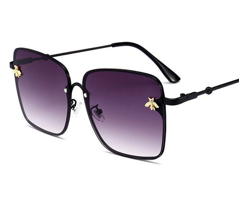 Women's Oversized Square 'Aura Light' Metal Sunglasses Sunglasses