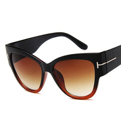 Women's Cat Eye 'Hottie' Plastic Sunglasses