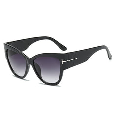 Women's Oversized Cat Eye 'Cecilia' Plastic Sunglasses