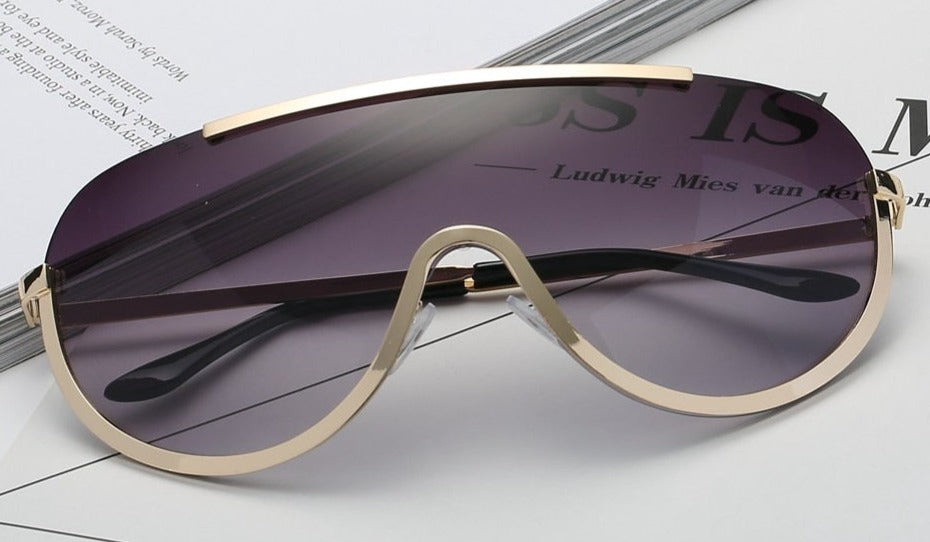 Women's Oversized Oval 'Queue' Metal Sunglasses