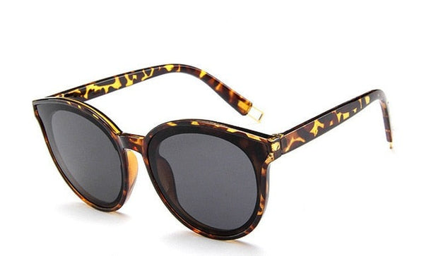 Women's Trendy Oversized  'Fierce' Cat Eye Sunglasses