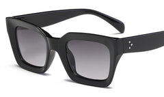 Women's Oversized Square 'Enmity' Plastic Sunglasses