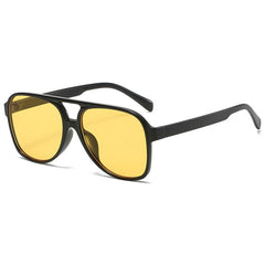 Women's Oversized Round 'Sassy' Plastic Sunglasses