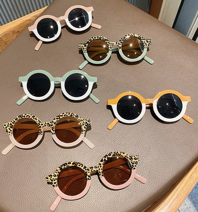 Kid's Girls Round 'Summer Kiss' Plastic Sunglasses