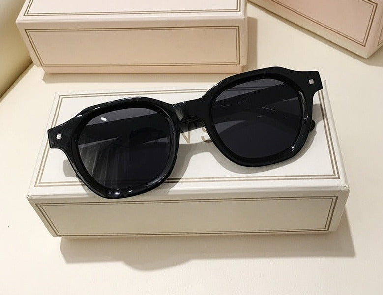 Women's Square 'Sedna' Plastic Sunglasses