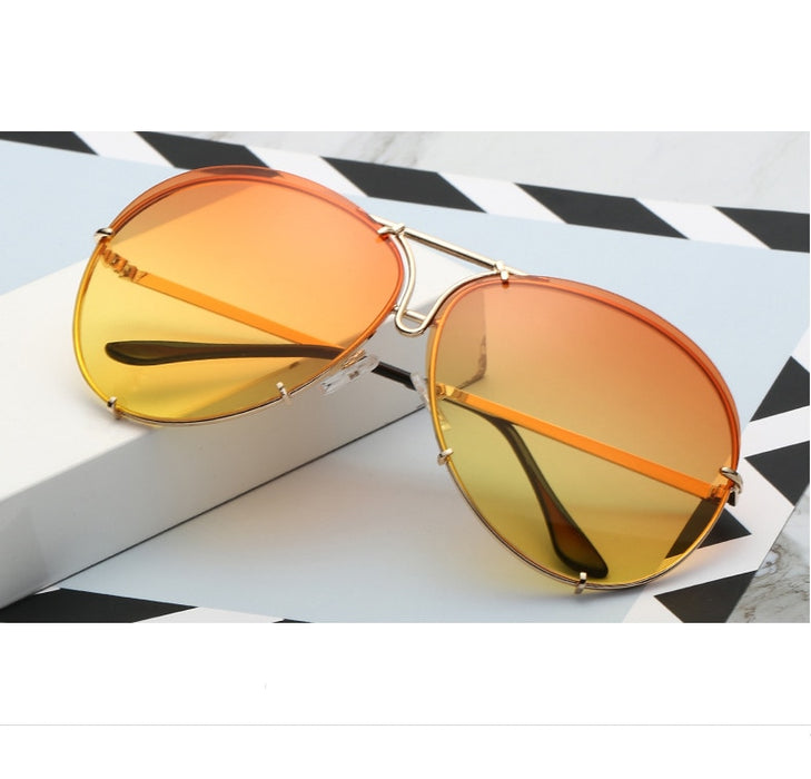 Women's Oversized Pilot 'Tinted world' Sunglasses