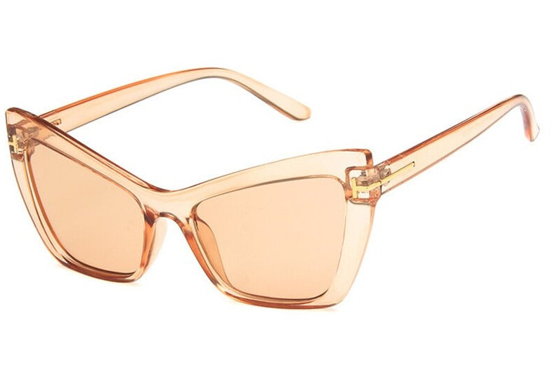 Women's Oversized Cat Eye 'Ophelia' Plastic Sunglasses