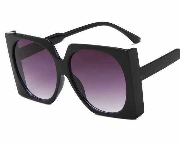 Women's Oversized Square 'Darla' Plastic Sunglasses