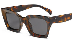 Women's Oversized Square 'Enmity' Plastic Sunglasses