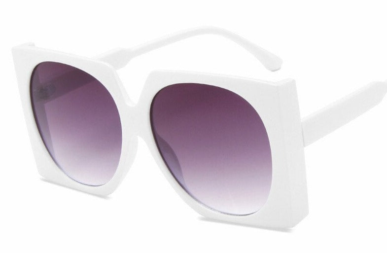 Women's Oversized Square 'Cielo ' Plastic Sunglasses