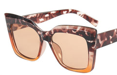 Women's Oversized Cat Eye 'Vamp' Plastic Sunglasses