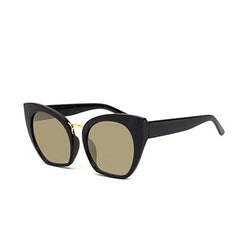 Women's Oversized Cat Eye 'Fun In The Sun' Sunglasses