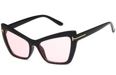 Women's Oversized Cat Eye 'Ophelia' Plastic Sunglasses