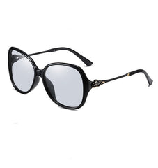 Women's Polarized Oval 'Nalah' Plastic Sunglasses