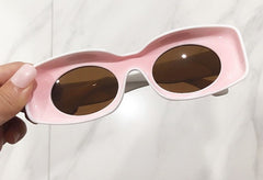 Women's Oversized Square 'Summer Blaze Fun' Plastic Sunglasses